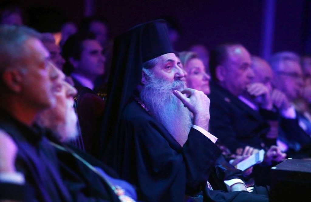 Τιμήθηκαν Ολυμπιακός και Μαρινάκης από την Ιερά Μητρόπολη Πειραιά (video+photos)