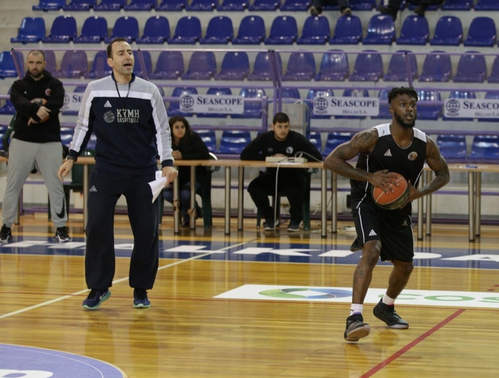 Κύμη: Με Λιούις κόντρα στον Χολαργό (photos)