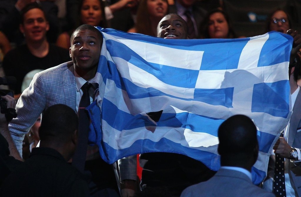 Τη νύχτα που επελέγη στο ντραφτ, όλος ο κόσμος είδε την ελληνική σημαία να ανεμίζει.