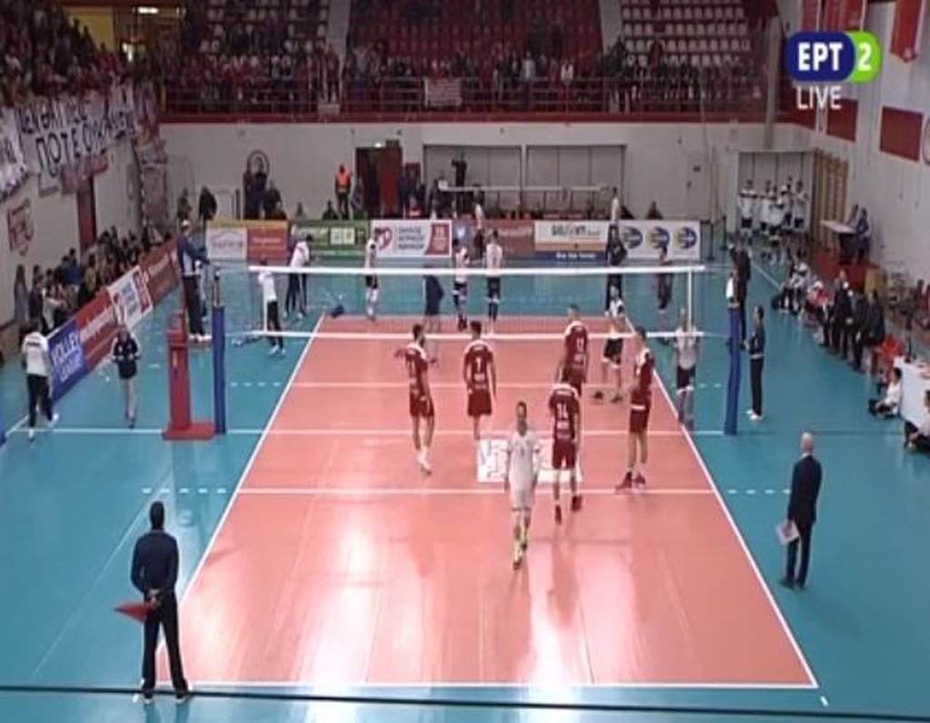 Εμετικά πανό για Φιλίποφ στο Ολυμπιακός – ΠΑΟΚ (photos+video)