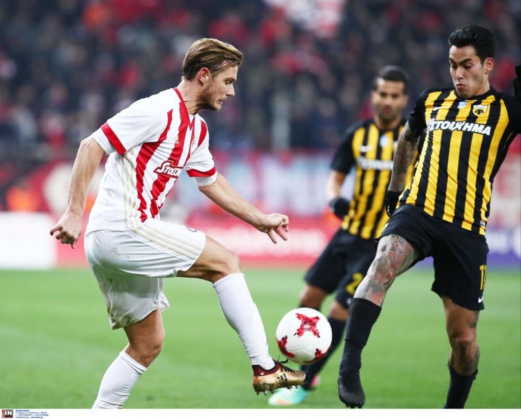 Τώρα τα δημοσιεύματα, αναφέρουν πως η ΑΕΚ θέλει και τον Αραούχο και τον Πόνσε για να φτιάξει ένα... εκρηκτικό δίδυμο.