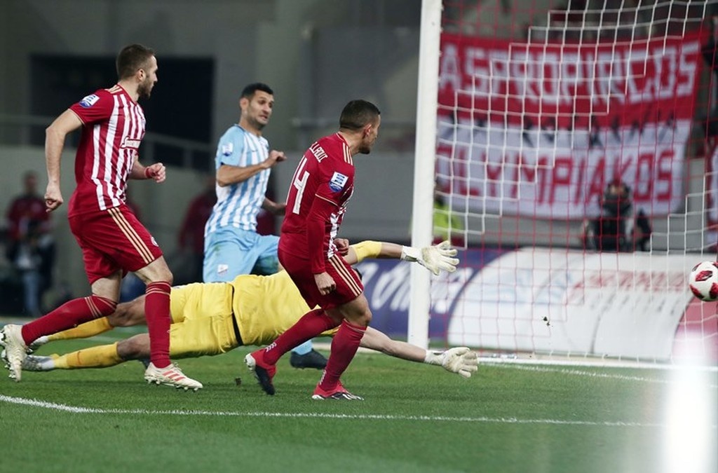 Ολυμπιακός-Λαμία 3-0: Στο ρελαντί ξανά δεύτερος (photos)