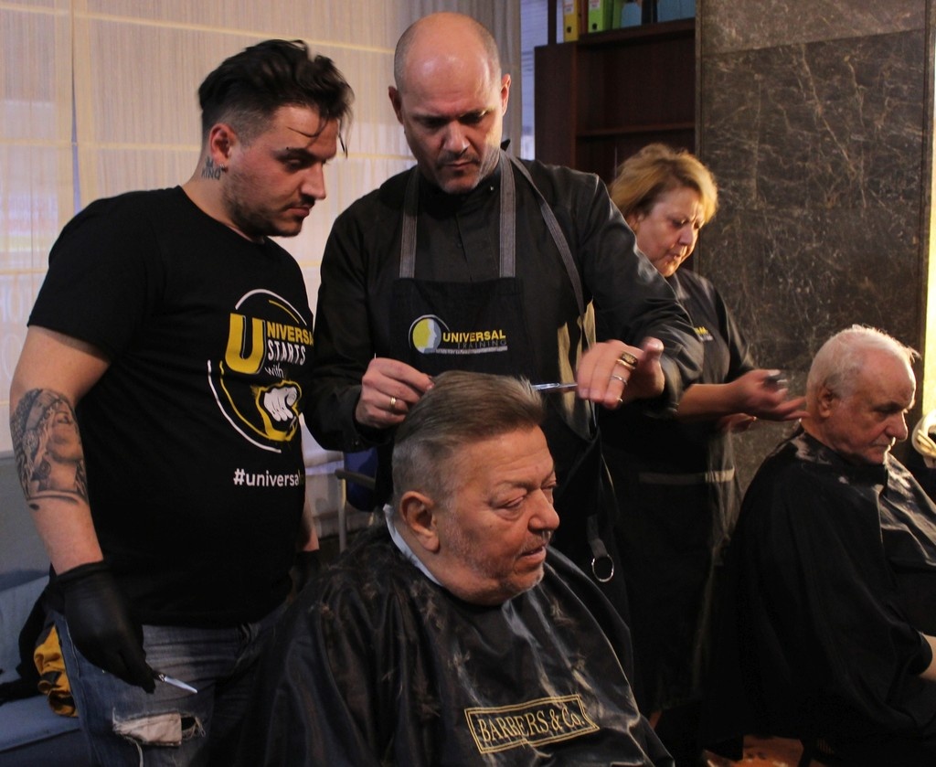 Κίνηση αγάπης από το UNIVERSAL TRAINING στον Ξενώνα  Φιλοξενίας Αστέγων του Δήμου Αθηναίων