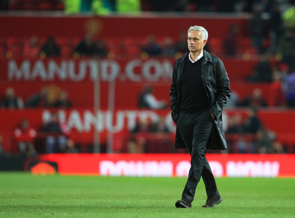 «Τρέλα» στη Μαδρίτη μετά την απόλυση του Μουρίνιο, ετοιμάζεται η μεγάλη επιστροφή!