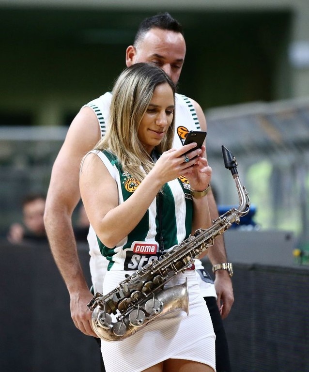 Το σόου της Yarden Klayman στο ΟΑΚΑ (videos+photos)