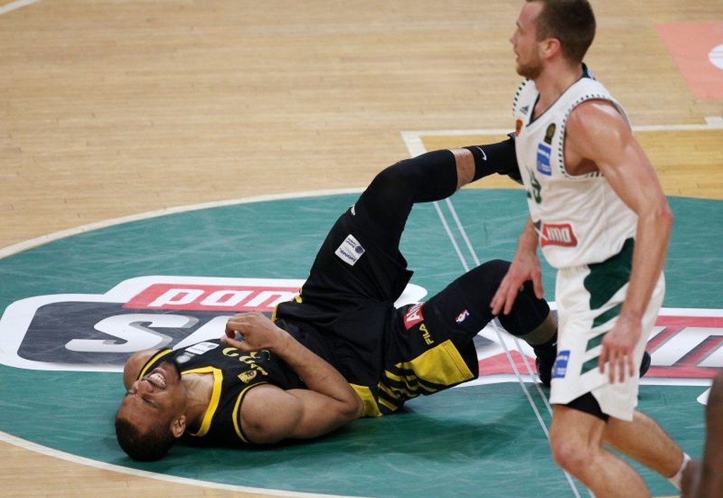 «Παγωμάρα» και ανησυχία για Χάντερ στην ΑΕΚ (photos)