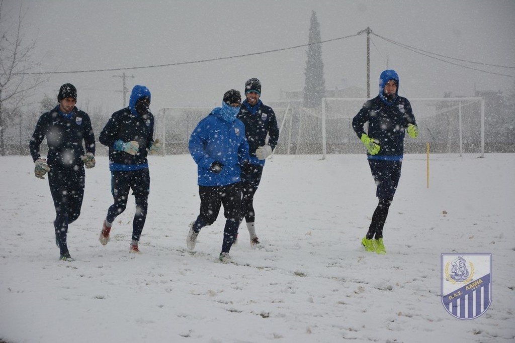 Λαμία: Προπόνηση σε… άσπρο φόντο (photos)