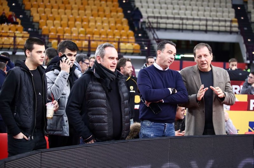 Ολυμπιακός – ΑΕΚ: Με Μάκη Αγγελόπουλο στο ΣΕΦ η Ένωση (photos)