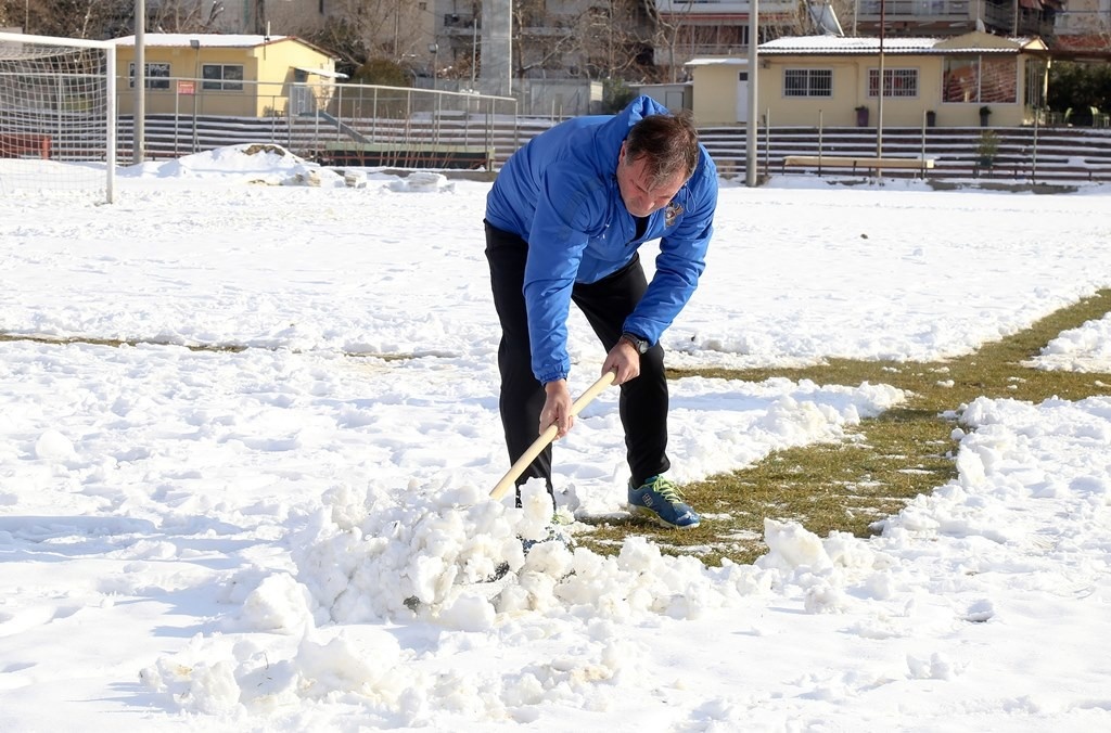 Football League: Ισχνές ελπίδες για… σέντρα (photos)
