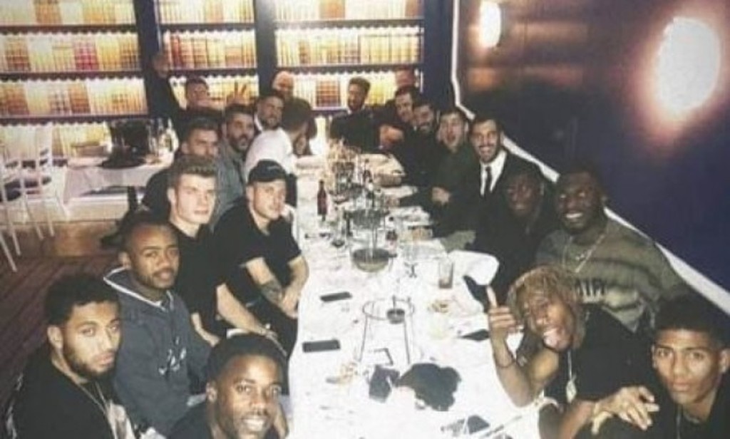 Χαμός στην Αγγλία με ναζιστικό χαιρετισμό παίκτη της Κρίσταλ Πάλας (photos)