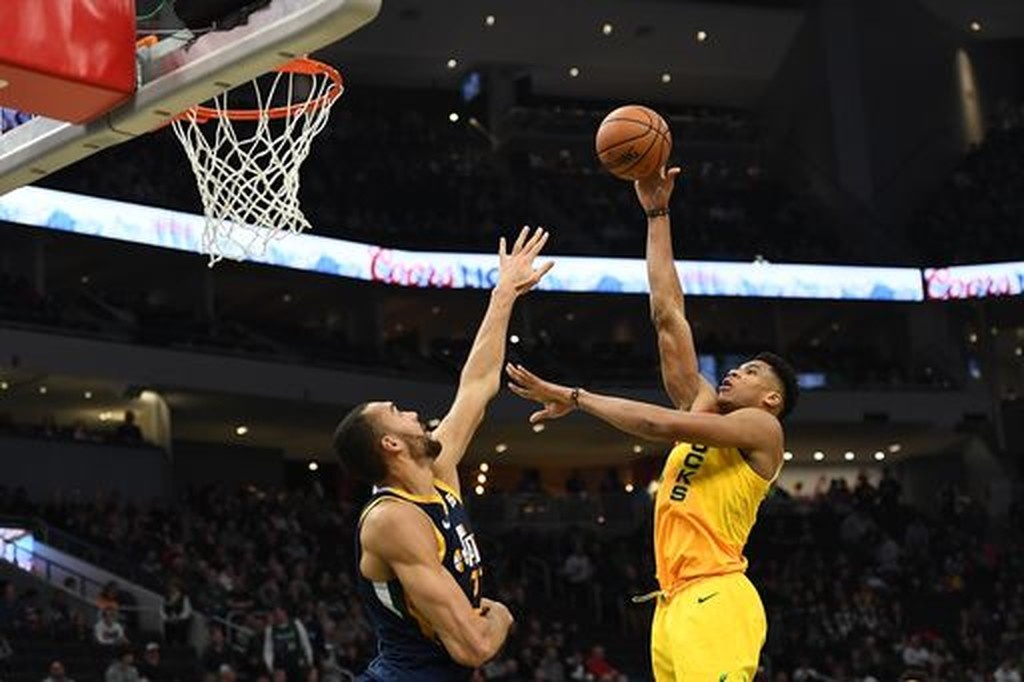 NBA: Νέα «30άρα» από Γιάννη, νέα νίκη για Μπακς (photos & video)