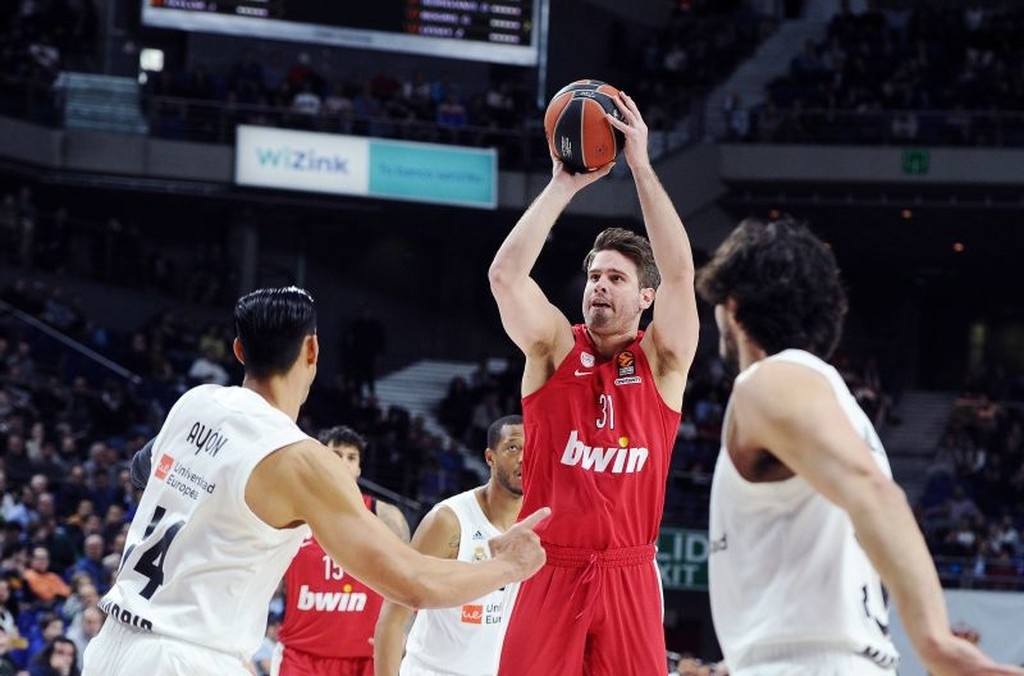 Ολυμπιακός: Βραδιά καριέρας για τον Μπόγρη στη Μαδρίτη (photos)