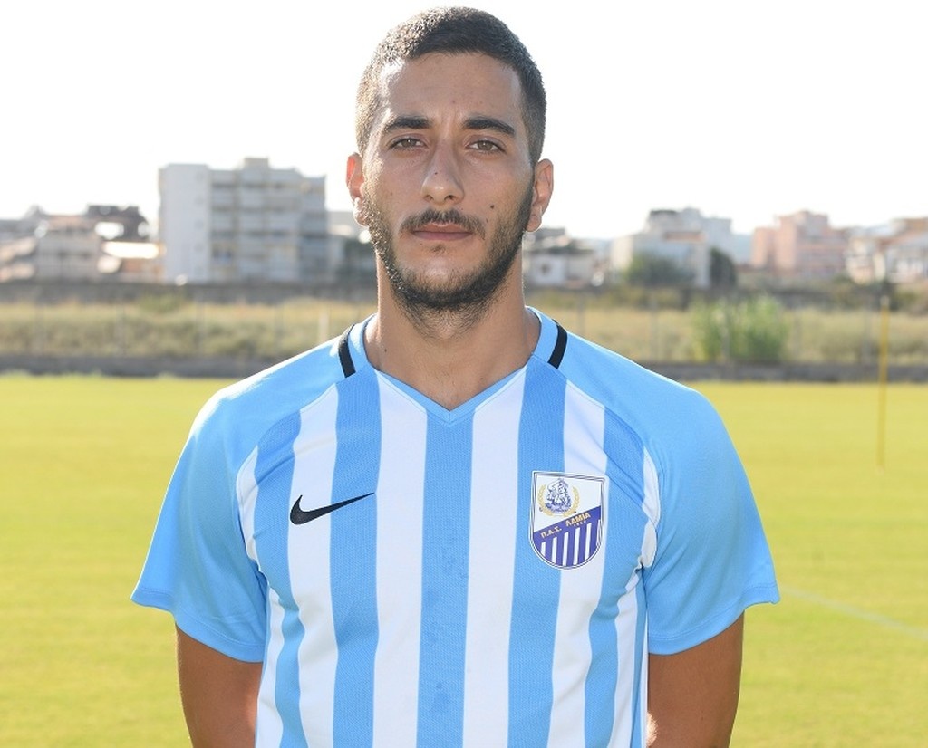 Διπλό διαζύγιο στη Λαμία (photos)