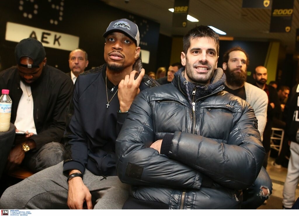 AEK: Μετά το ντεμπούτο... κέρδισε το φλουρί ο Θίοντορ! (photos)