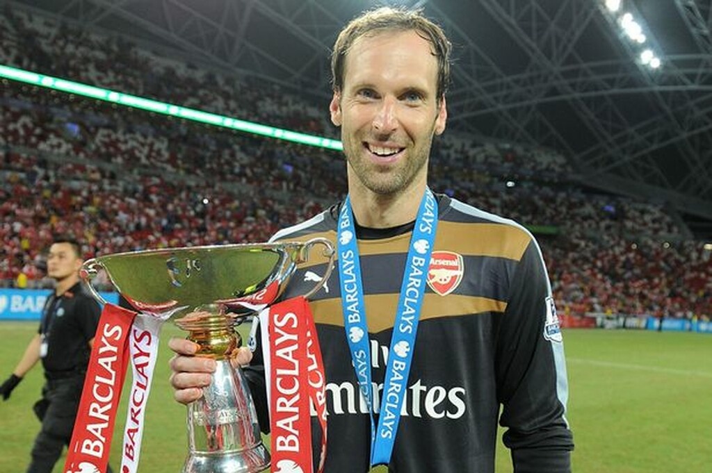 Κρεμάει τα… γάντια του ο Τσεχ! (photos & video)