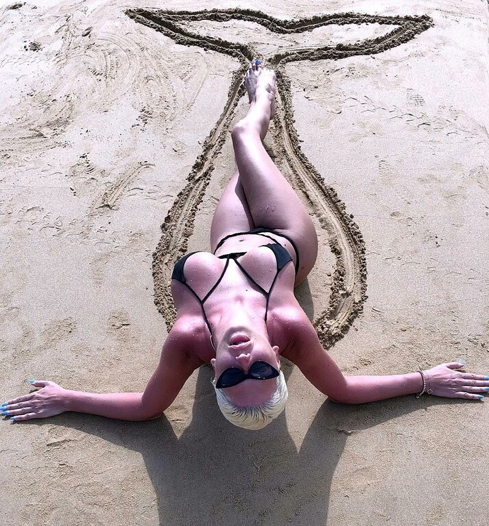 Αυτή είναι η Γελένα που ξεφτίλισε τον Βράνιες! (photos)