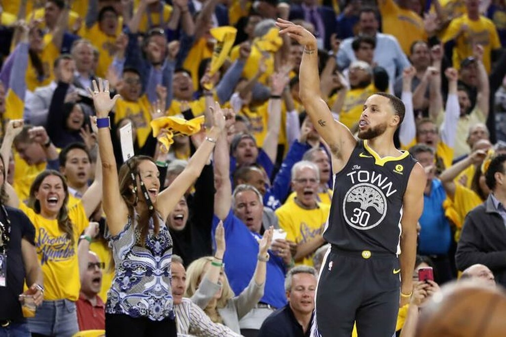NBA: Σπάει κάθε ρεκόρ ο Κάρι! (videos+photos)