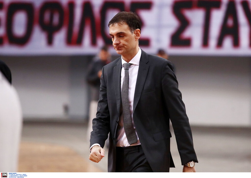 Ολυμπιακός-Χίμκι: Αποθέωση στο ΣΕΦ για Μπαρτζώκα (photos)