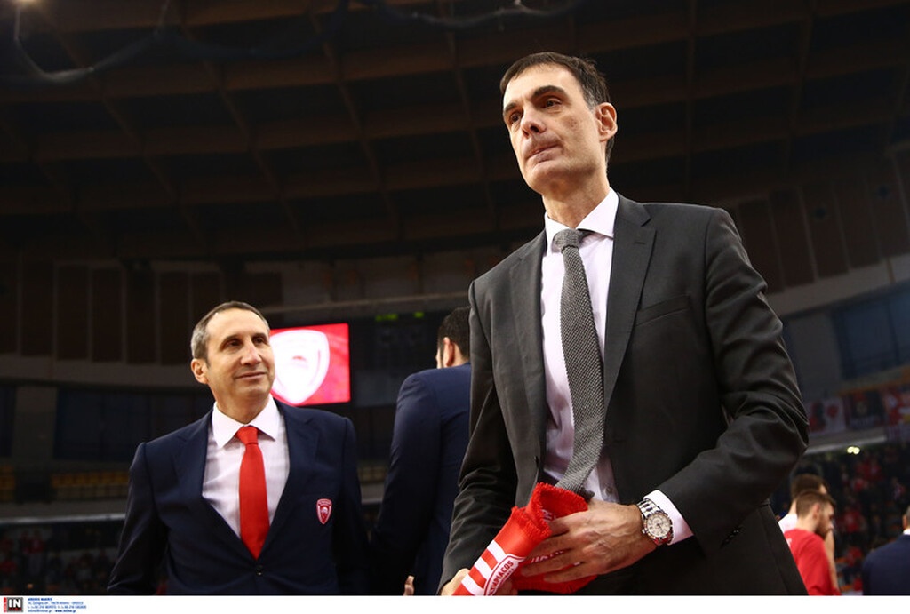 Ολυμπιακός-Χίμκι: Αποθέωση στο ΣΕΦ για Μπαρτζώκα (photos)