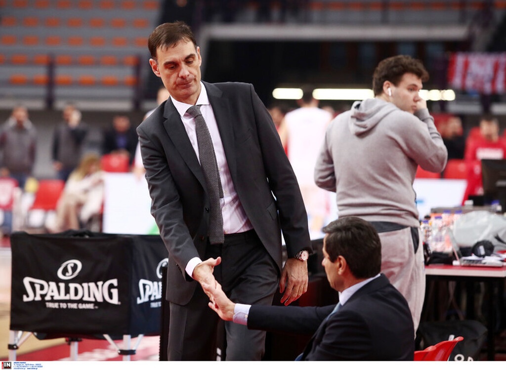 Ολυμπιακός-Χίμκι: Αποθέωση στο ΣΕΦ για Μπαρτζώκα (photos)