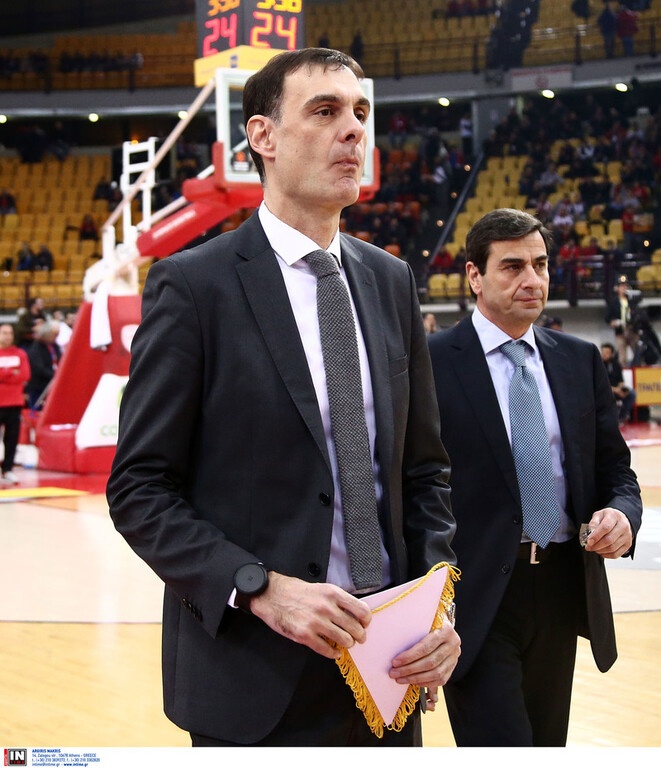 Ολυμπιακός-Χίμκι: Αποθέωση στο ΣΕΦ για Μπαρτζώκα (photos)