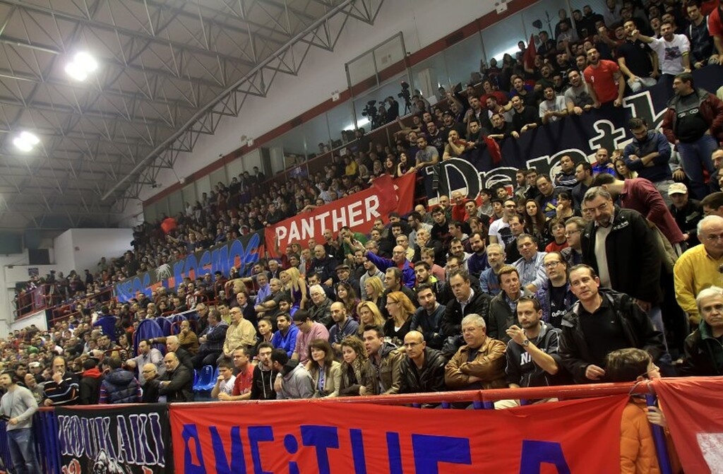 Ο Πανιώνιος αποχαιρετά το κλειστό της Αρτάκης (video+photos)