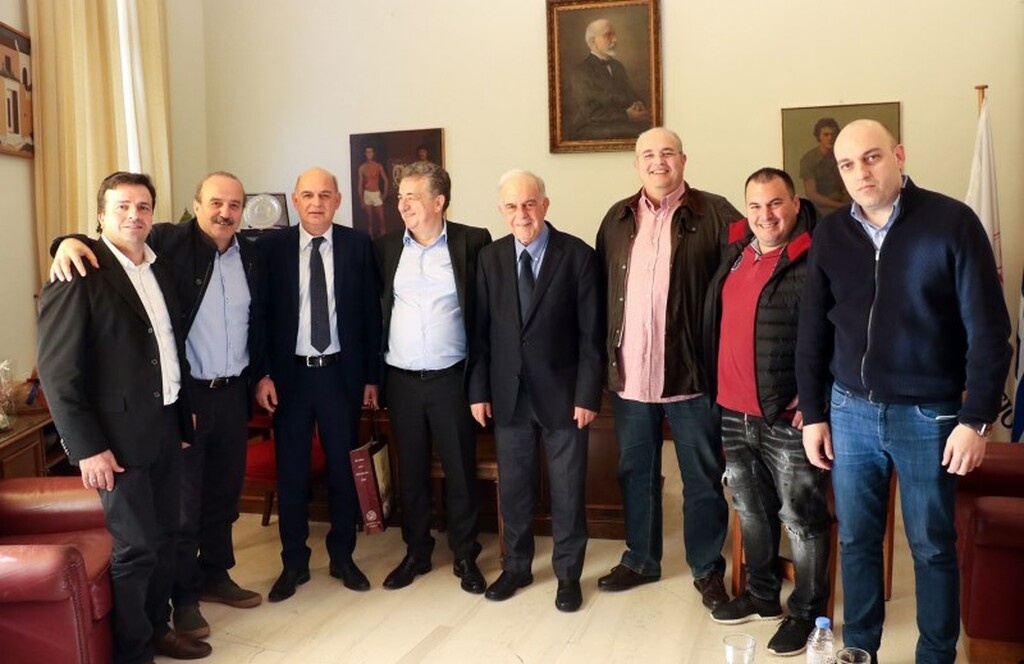 Στο Παγκρήτιο και επίσημα η Εθνική (photos)