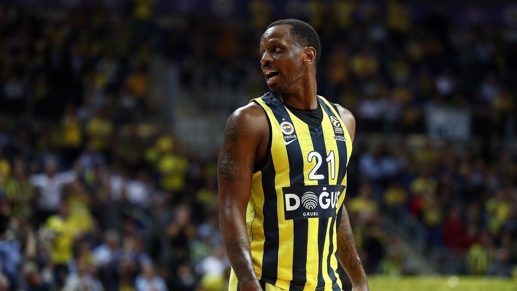 Βρίσκει ομάδα ο Νάναλι!