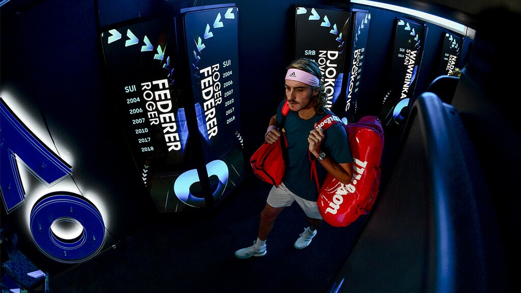 Στέφανος Τσιτσιπάς: Οι καλύτερες στιγμές του στο Αυστραλιανό Όπεν (photos+video)