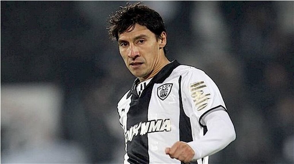 Εδώ με τη φανέλα του ΠΑΟΚ