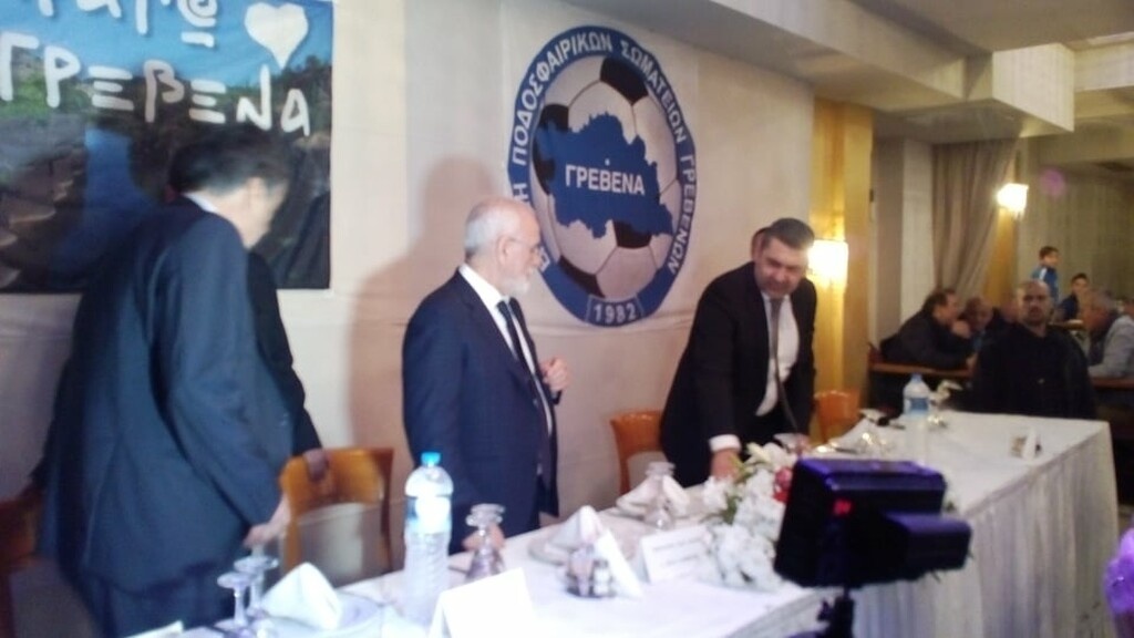 ΠΑΟΚ: Πανικός και θερμή υποδοχή Σαββίδη στα Γρεβενά! (photos&video)