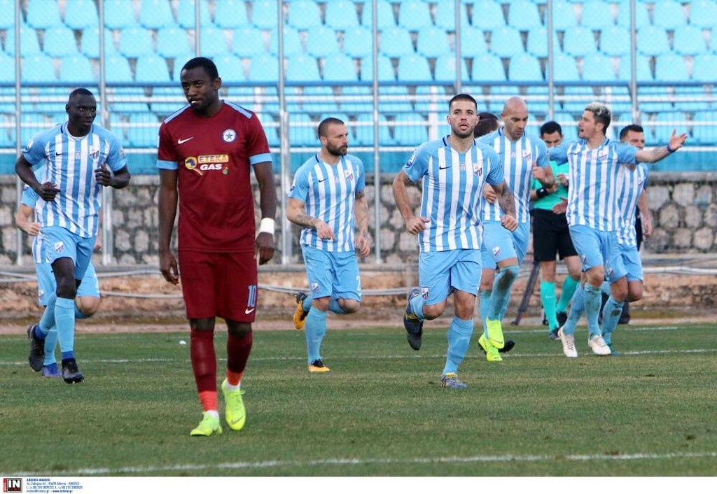 Χαμός στη Λαμία: Το πέναλτι που έκανε που έκανε έξαλλο τον Ατρόμητο!  (photos)