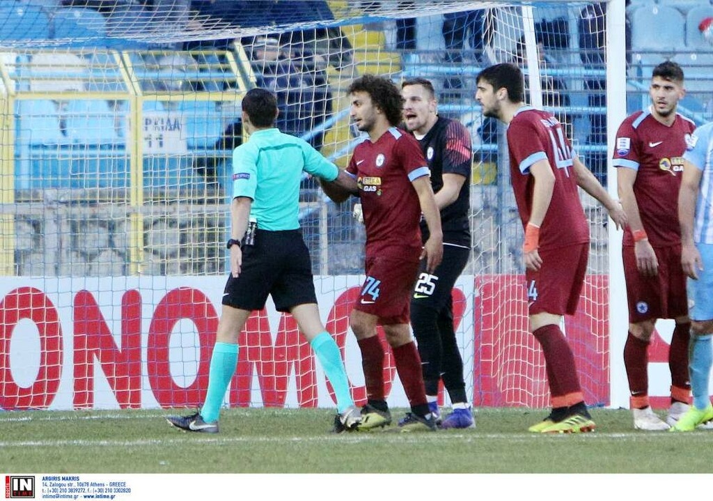 Χαμός στη Λαμία: Το πέναλτι που έκανε που έκανε έξαλλο τον Ατρόμητο!  (photos)