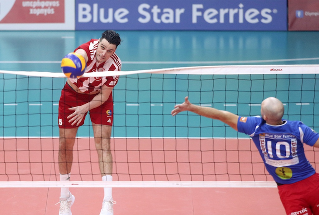 Ολυμπιακός-Φοίνικας Σύρου 3-1: Στον Πειραιά το Λιγκ Καπ!