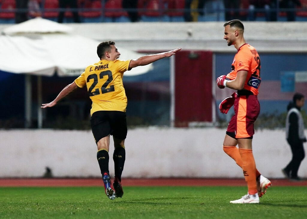 ΑΕΚ: Ο Πόνσε… σβήνει τον Αραούχο (photos)