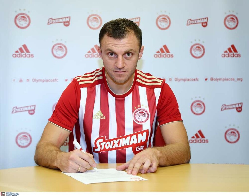 Επίσημο: Επέστρεψε στον Ολυμπιακό ο Αβραάμ Παπαδόπουλος! (photos)