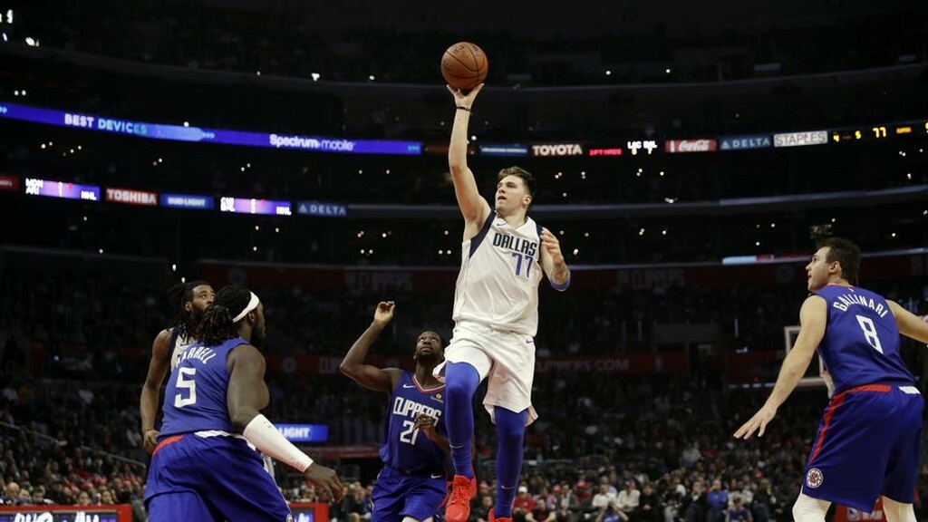 NBA: Τρελαίνει κόσμο ο Ντόντσιτς! (photos+video)