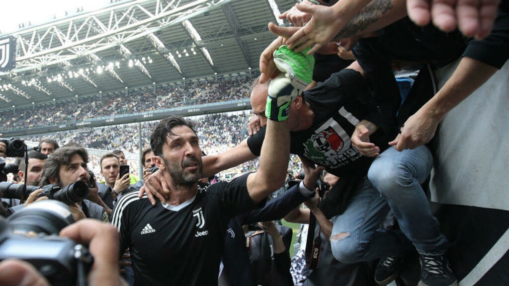 Ο θρυλικός Μπουφόν γίνεται 41! (videos+photos)