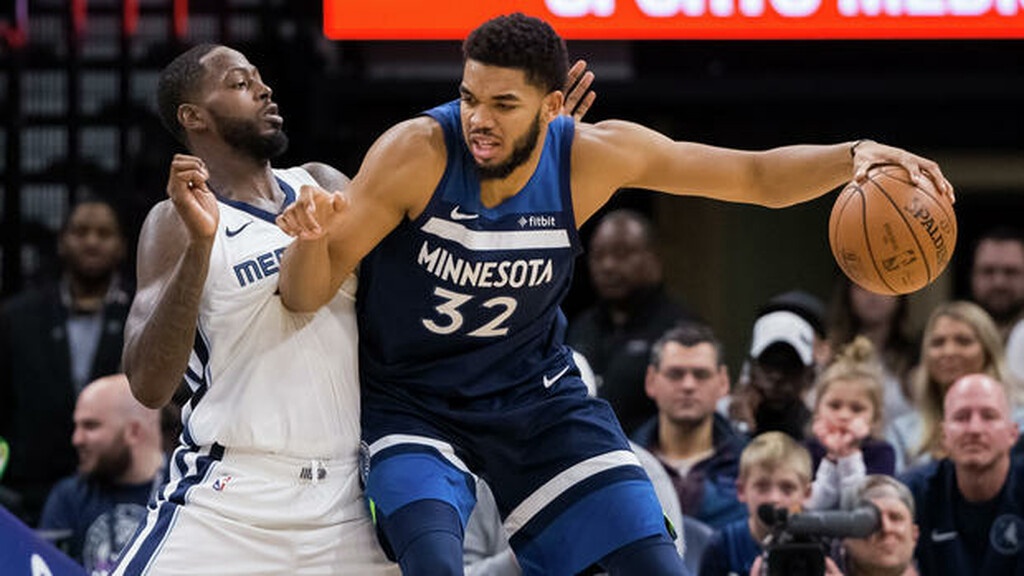 NBA: Πλούσιο θέμα στο Top-10 με Τάουνς στην κορυφή (video)