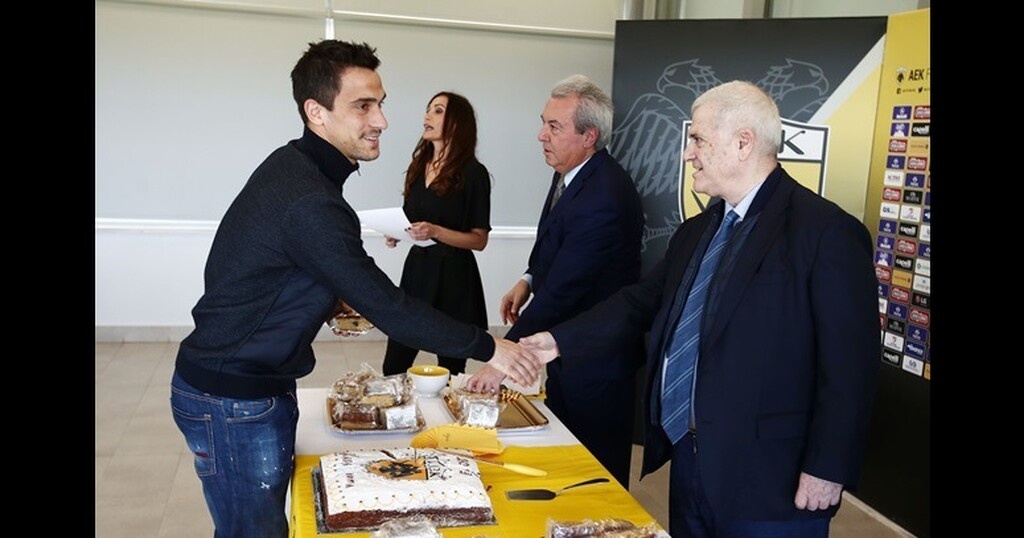 ΑΕΚ: Έκοψε πίτα παρουσία Μελισσανίδη (photos)