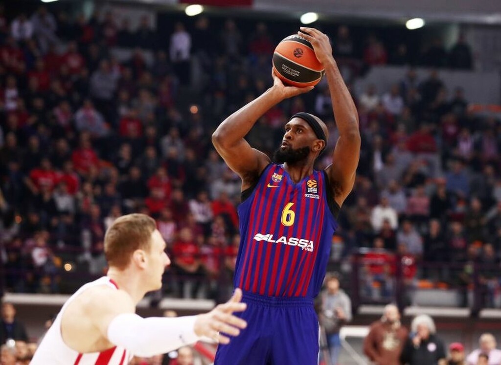 Ολυμπιακός – Μπαρτσελόνα: Αγρίεψε λόγω… Σίνγκλετον το ΣΕΦ! (photos)