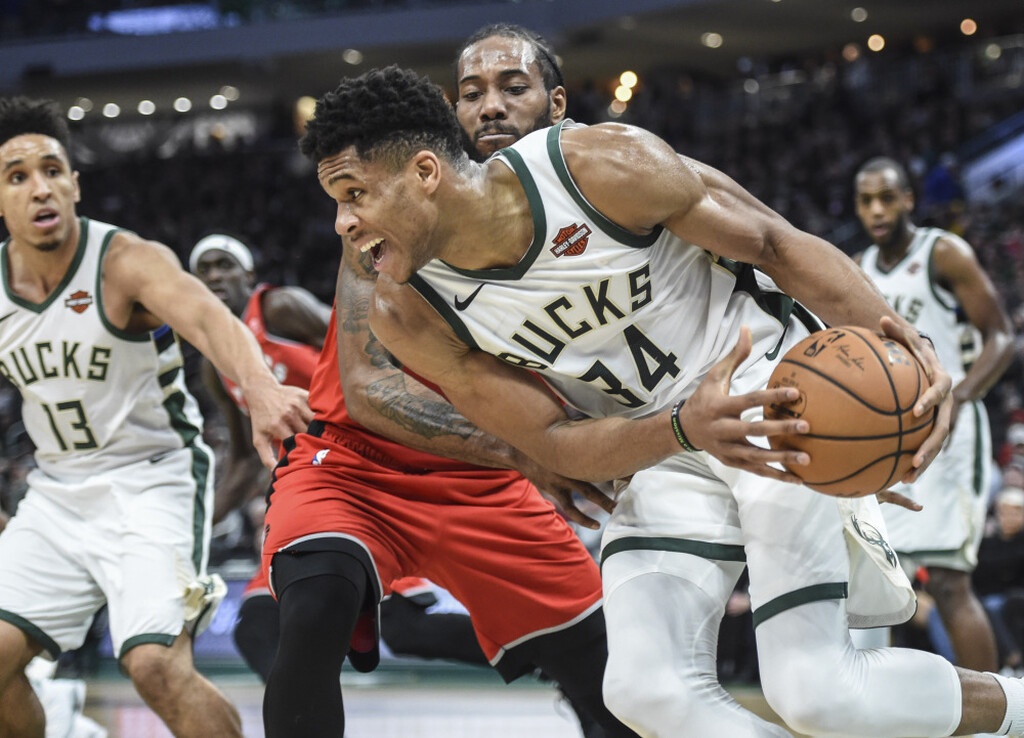 NBA: Γιάνναρος στην κορυφή του Top-5! (video+photos)