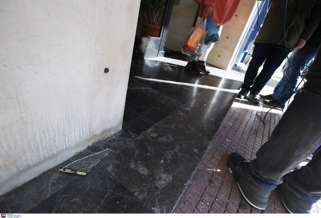 Καρέ - καρέ η επίθεση με μαχαίρια στο σύνδεσμο του Εθνικού (photos)