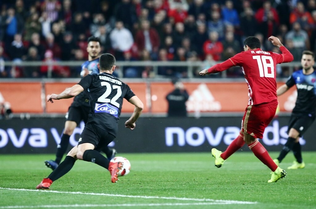 Ολυμπιακός-Πανιώνιος 4-0: Ξέσπασε στο φινάλε (photos)