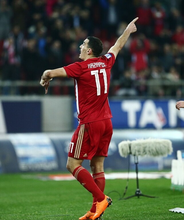 Ολυμπιακός-Πανιώνιος: Η ιδιαίτερη αφιέρωση του Λάζαρου στα θύματα της Θύρας 7 (photos)