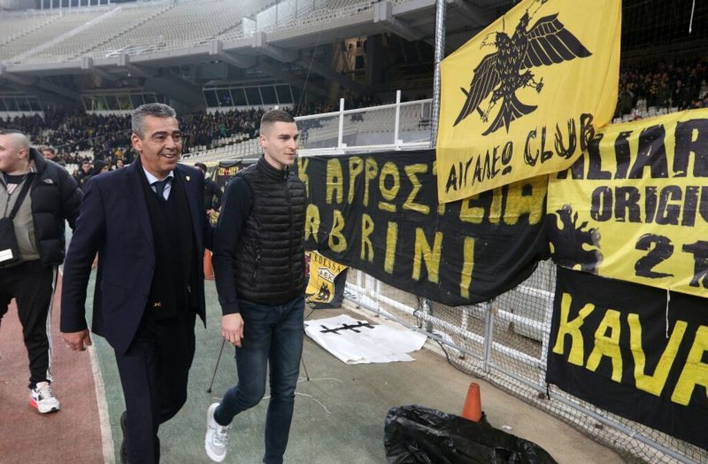 ΑΕΚ-ΠΑΟΚ: Στο πέταλο των οργανωμένων ο Βράνιες! (videos+photos)