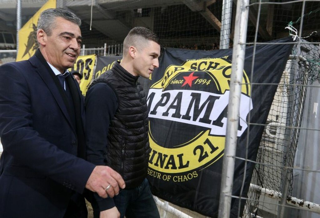 ΑΕΚ-ΠΑΟΚ: Στο πέταλο των οργανωμένων ο Βράνιες! (videos+photos)