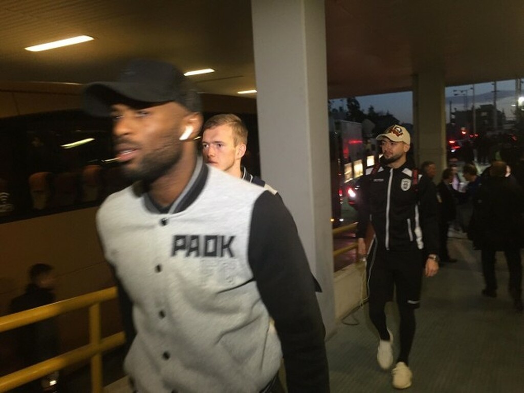 ΑΕΚ-ΠΑΟΚ: Στο ΟΑΚΑ ο Ιβάν Σαββίδης, «ντόπες» στους παίκτες (photos)