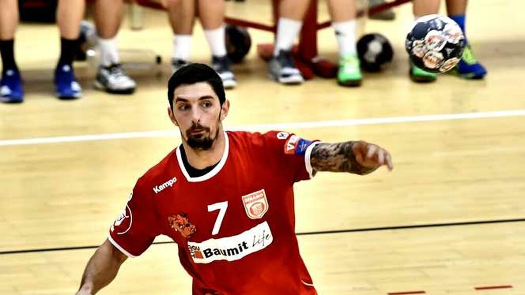 Θρήνος για διεθνή αθλητή που αυτοκτόνησε! (photos)