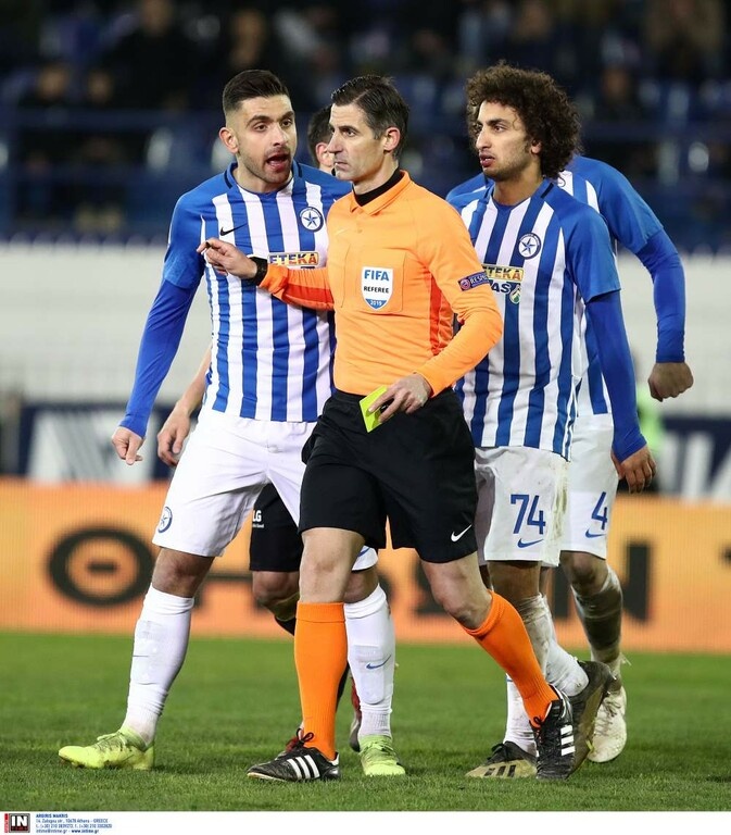Πέναλτι εκτός περιοχής για ΑΕΚ, έξαλλος ο Ατρόμητος και αποβολή Πόνσε! (photos)